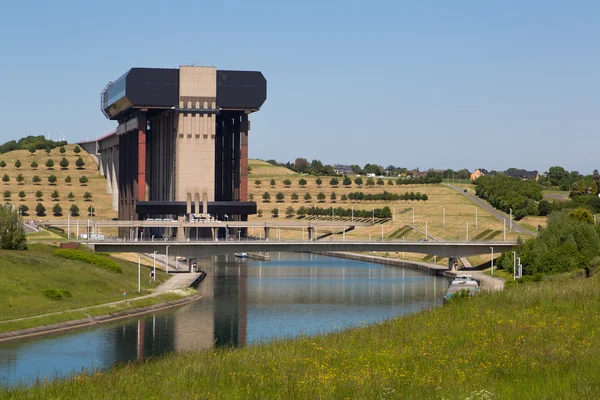 Canal du Centre - Strepy — Stock Photo, Image