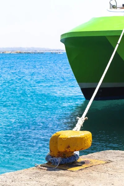 Yellow bollard — Stock Photo, Image