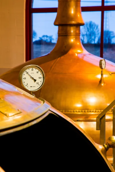 Serbatoi di distilleria birreria — Foto Stock