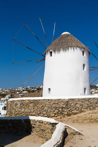 Slavný Mykonos mlýn — Stock fotografie