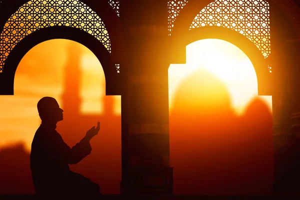 Silhouette Muslim Man Praying — Stock Photo, Image