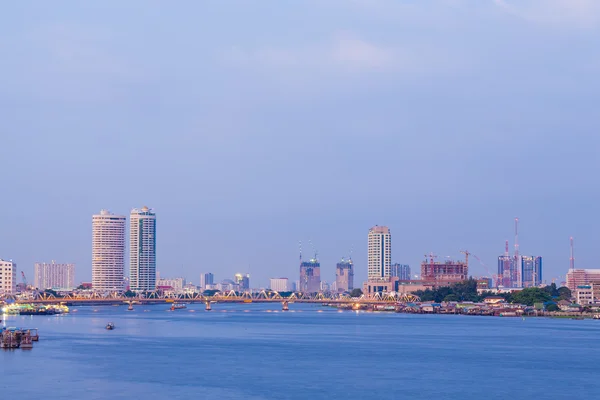 Building and River City, Bangkok — Stock Photo, Image