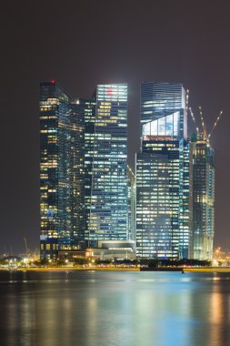 Singapur, gece