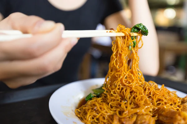 シンガポールの麺料理. — ストック写真