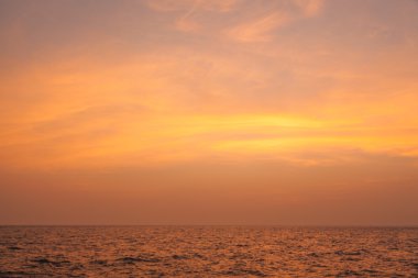 Akşam günbatımı sırasında