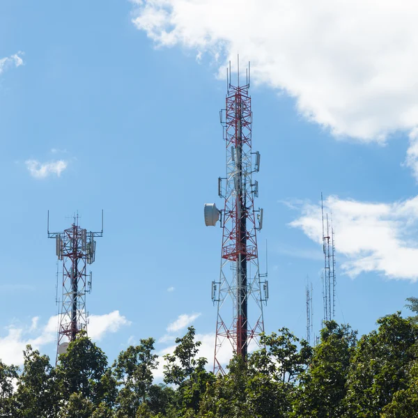 Telecommunications towers — Stock Photo, Image