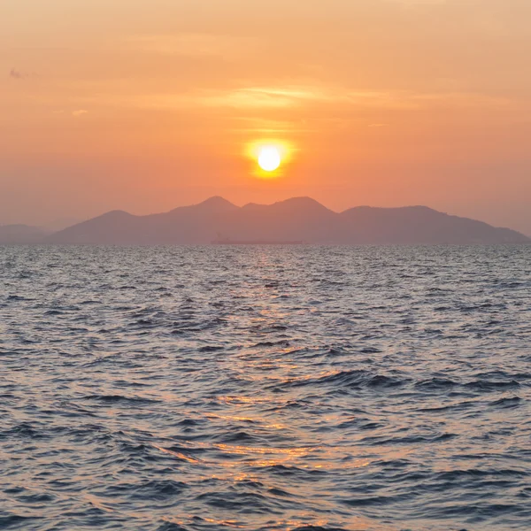 Zonsopgang in de ochtend. — Stockfoto