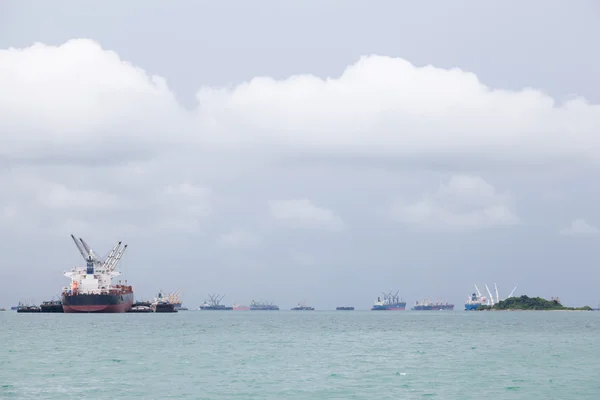 Cargo ship — Stock Photo, Image