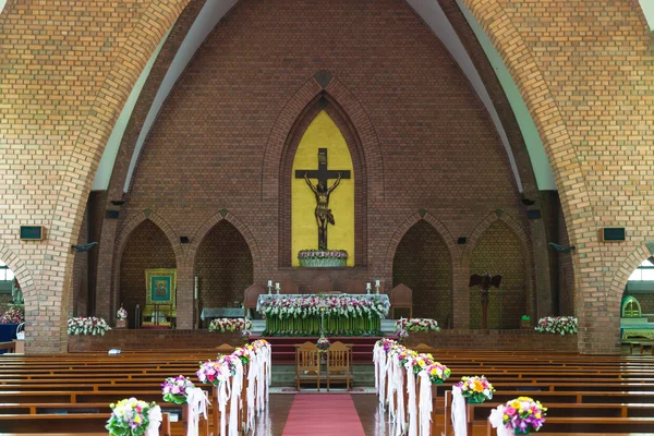 Svatební obřad kostele — Stock fotografie