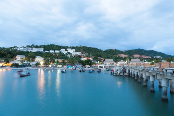 På Koh Samui pier — Stockfoto