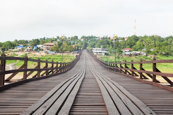 Bridge made of wooden bridge — Stock Photo, Image