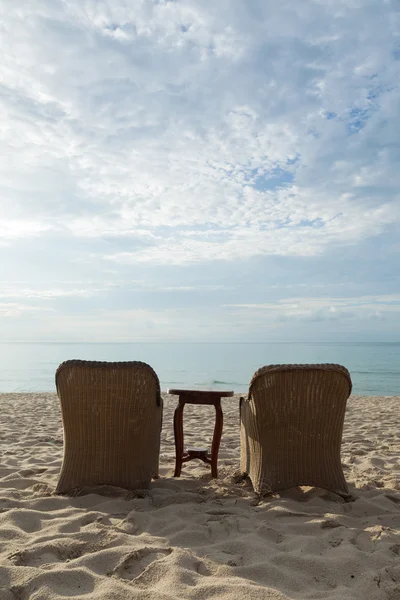 Chairs and tables on the beach — Stock Photo, Image