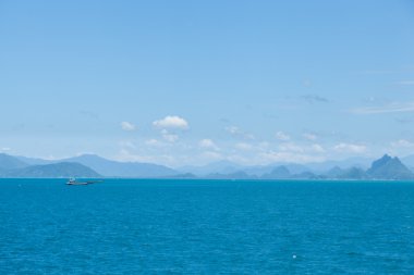 Küçük balıkçı teknesi