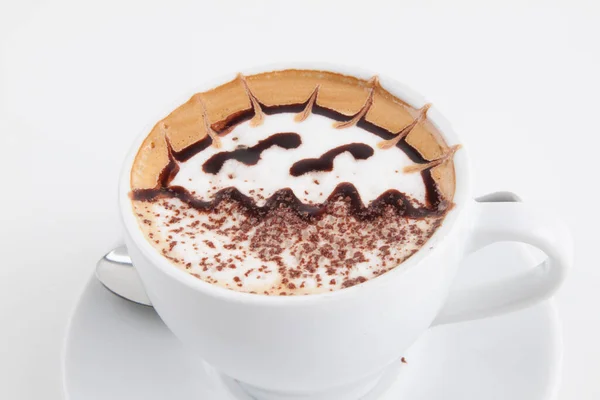 Copo Branco Cappuccino Com Belo Padrão Isolado Fundo — Fotografia de Stock