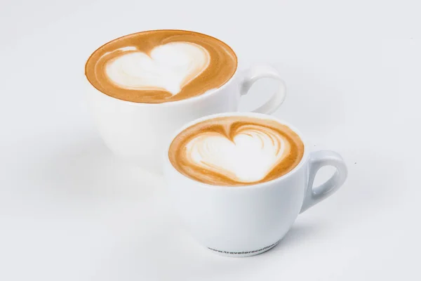 Velký Malý Šálek Cappuccino Latte Art Izolované Pozadí — Stock fotografie