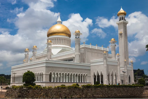 Sultan Omar Ali Saifuddin-moskee in Bandar Seri Begawan - Brunei — Stockfoto