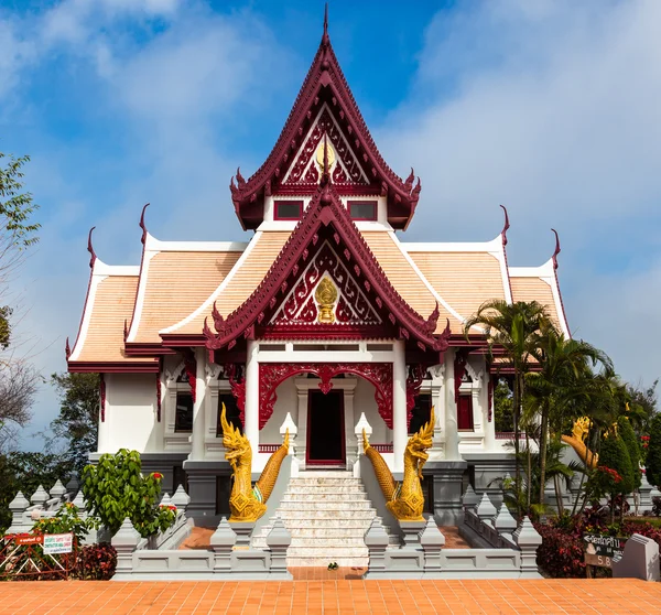 Templo de Bhuddist (Wat) em Mae Salong, Tailândia . — Fotografia de Stock