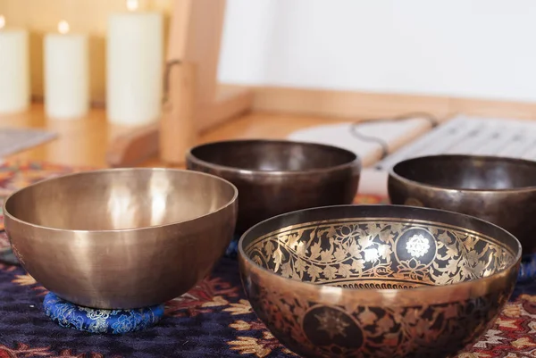 Singing bowl, ceremony of welness, sound of tibet, candels and music