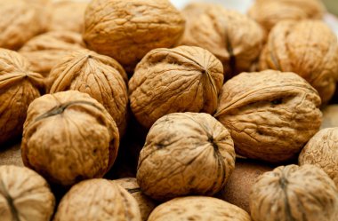 Çerkes ceviz yığın