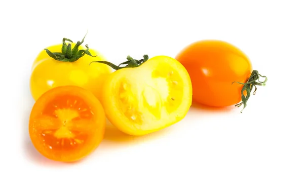 Verschiedene Farben Tomaten, Solanum lycopersicum — Stockfoto