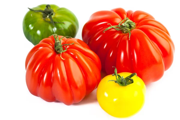 Verschillende kleuren tomaten, Solanum lycopersicum — Stockfoto