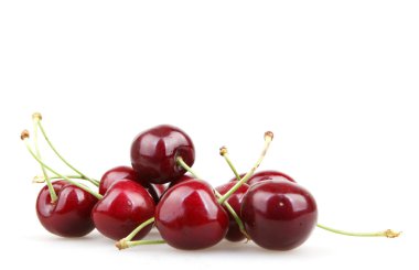 Beyaz arkaplanda kiraz izole