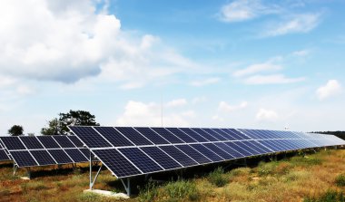 Yenilenebilir enerji - renkli görüntü