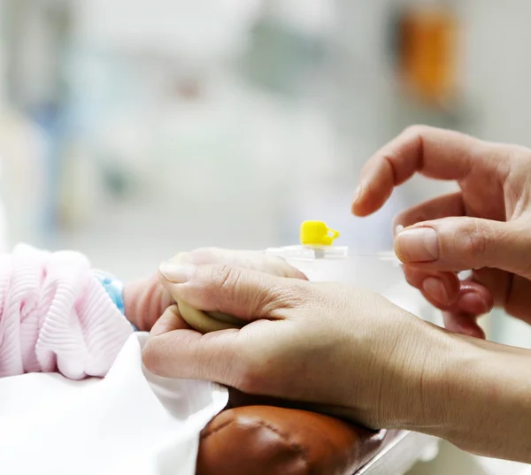 Newborn Care in the Hospital — Stock Photo, Image