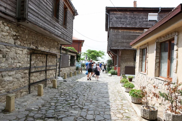 People visit Old Town on June 18, 2014 in Nessebar, Bulgaria. — Stock Photo, Image