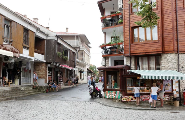 People visit Old Town on June 18, 2014 in Nessebar, Bulgaria. — Stock Photo, Image