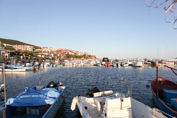 Sveti vlas - augusti 29: yachtport marina dinevi, augusti 29, 2014. Sveti vlas är en stad och seaside resort på Bulgariens Svarta havets kust, i nesebar kommun, burgas provinsen. — Stockfoto