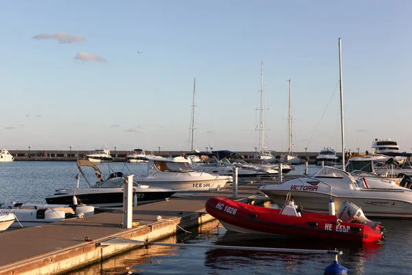 SVETI VLAS - AUGUST 29: Yachtport Marina Dinevi, August 29, 2014. Sveti Vlas is a town and seaside resort on the Black Sea coast of Bulgaria, located in Nesebar municipality, Burgas Province. — Stock Photo, Image