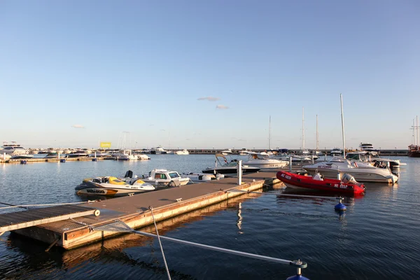 Sveti vlas - srpen 29: yachtport marina dinevi, srpen 29, 2014. Sveti vlas je město a přímořské letovisko na pobřeží Černého moře v Bulharsku, se nachází v obci nesebar, v Burgaské oblasti. — Stock fotografie