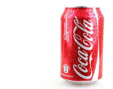 Aytos, Bulgaristan - 11 Aralık 2014: Coca-Cola ve Pepsi 330 ml'lik kutu fotoğraf. Dünyanın en popüler gazlı içecek Coca Cola ve Pepsi arasındadır.