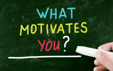 Seni ne motive eder??