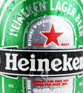 Aytos, Bulgaristan - 14 Temmuz 2015 Heineken arka plan. Heineken International 1864 yılında Gerard Adriaan Heineken Amsterdam tarafından kurulan bir Hollandalı bira, şirketidir.