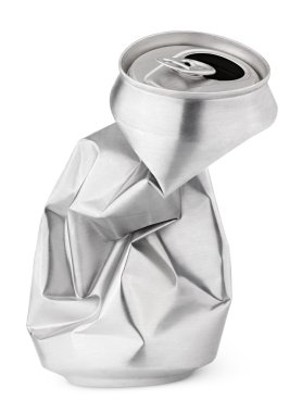 buruşuk boş soda ya da bira izole üzerinde beyaz olabilir