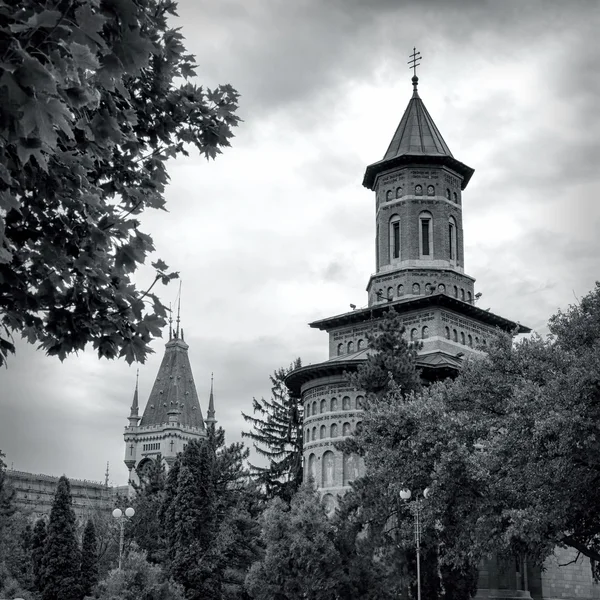 세인트 니콜라 교회와 문화 궁전 — 스톡 사진