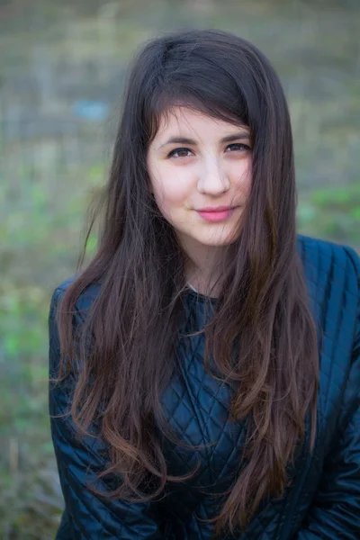 Portrait of teenage girl — Stock Photo, Image