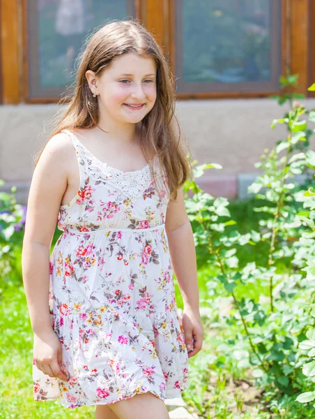 Retrato de niña de 10 años — Foto de Stock