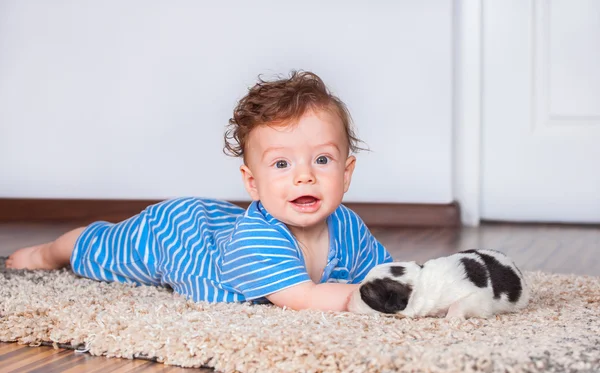 7 mesi bambino ragazzo — Foto Stock