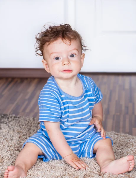 7 mesi bambino ragazzo — Foto Stock