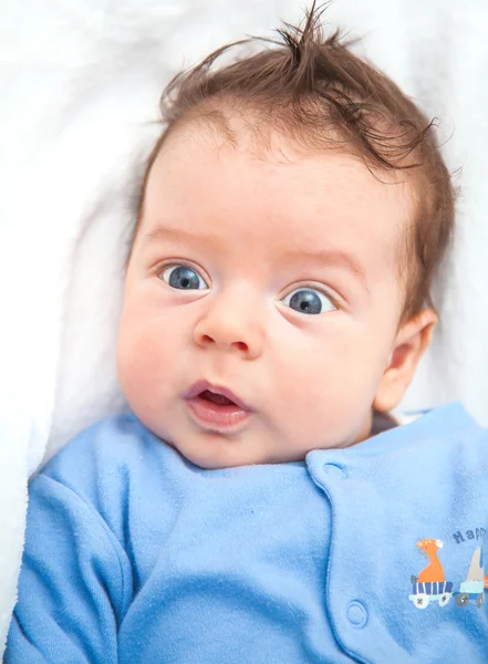 Niño de 2 meses en casa — Foto de Stock