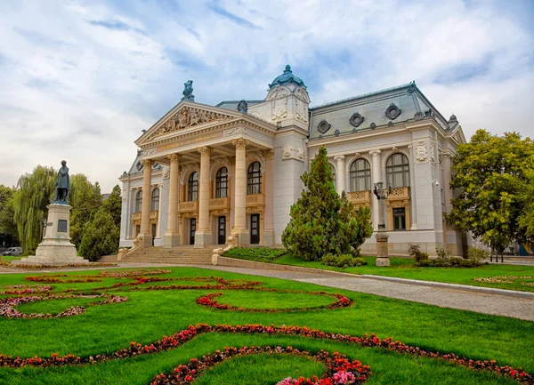 Національний театр в Ясси — стокове фото