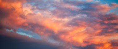 Şafak parlak gökyüzü