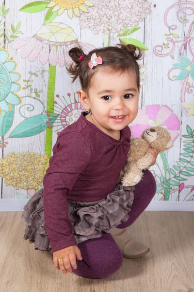 1 and a half year old baby girl indoor — Stock Photo, Image