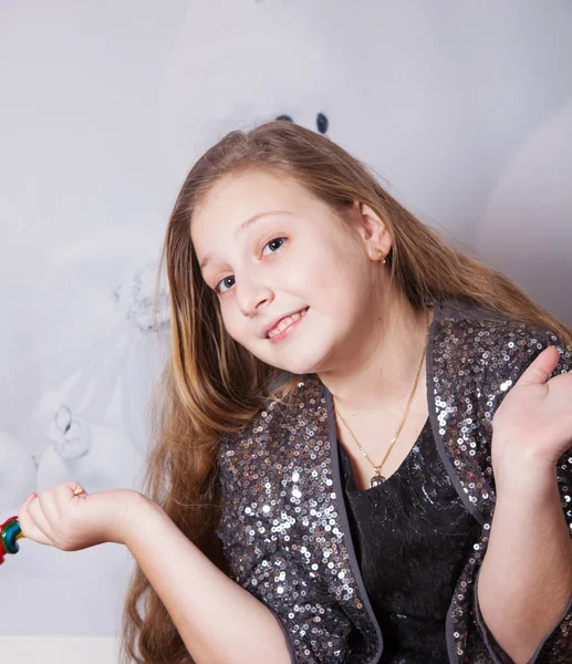 10 year old girl Christmas portrait — Stock Photo, Image