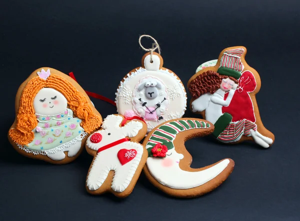 Christmas gingerbread cakes by the year sheep — Stock Photo, Image