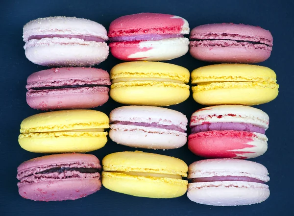 Macaroons coloridos franceses — Fotografia de Stock