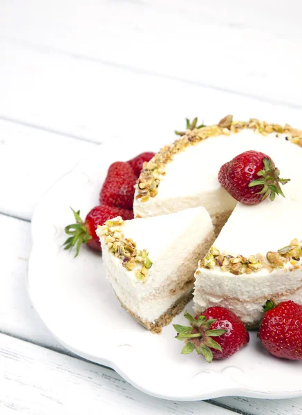 Torta al formaggio con fragole — Foto Stock